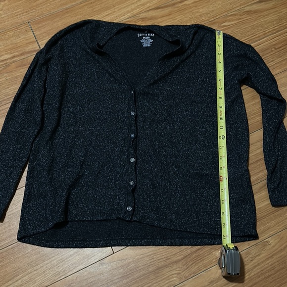 American Eagle Plush Cardigan - Picture 3 of 7
